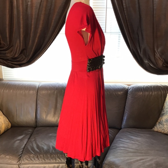 Red dress with attached belt in GREAT condition! - Picture 4 of 4